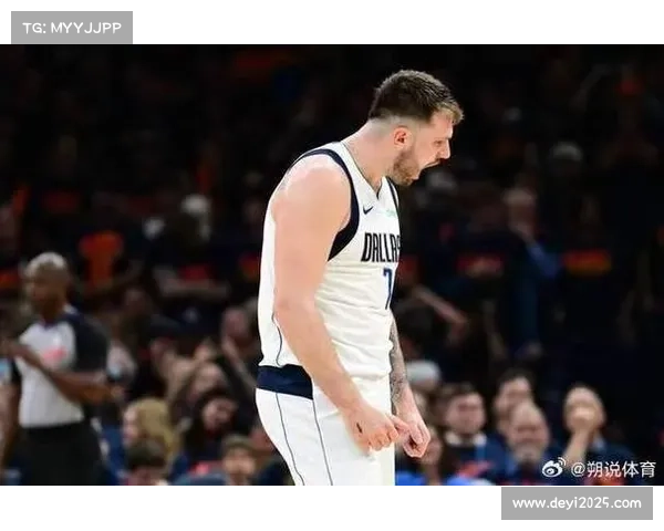 乔底角三分命中瞬间,雷霆轰出27-7攻击波领先24分 乔底角三分命中瞬间,雷霆轰出27-7攻击波领先24分